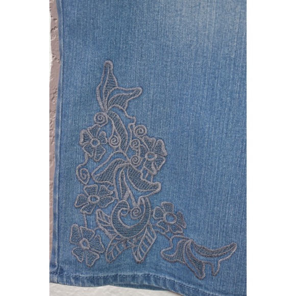 Gloria Vanderbilt Jeans Capri 18W All Around Slimming Effect Embroidered Stretch - Picture 16 of 16